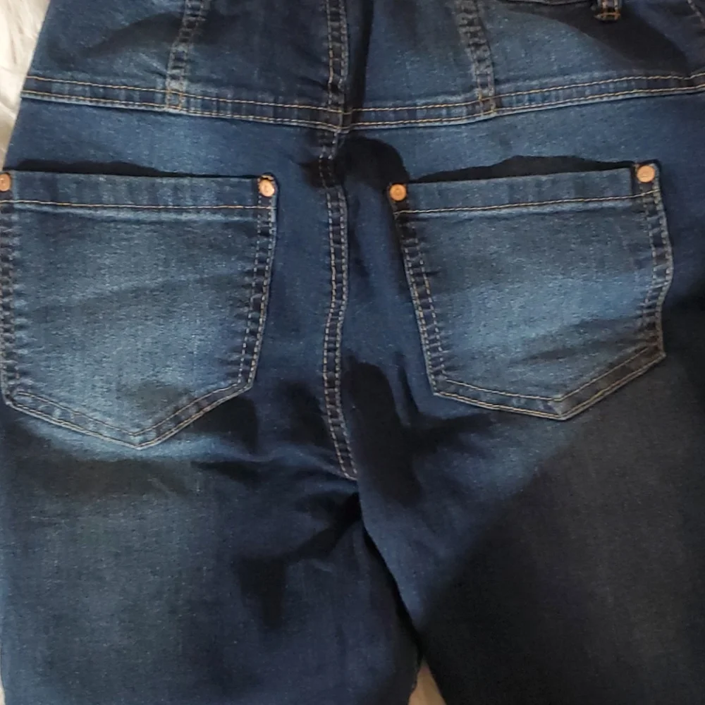 Vienna Denim High Waisted Jeans Size 7 NWT Never Worn